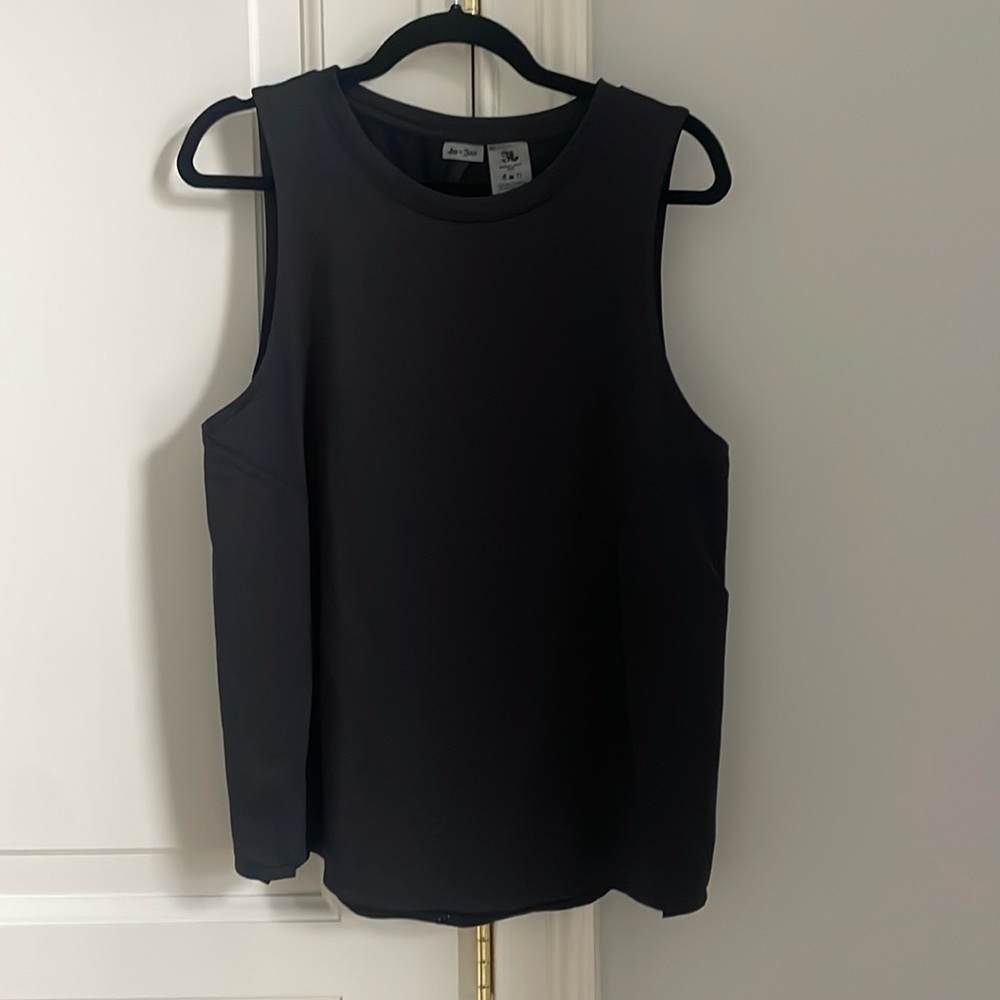 Jo + Jax size M black workout tank top
